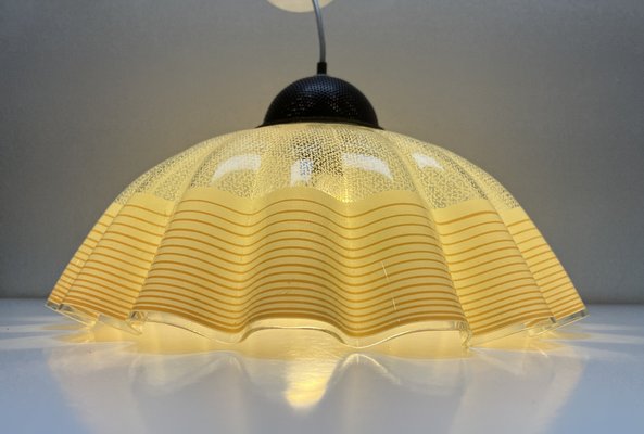 Italian Glass Pendant Lamp with Wavy Edge, 1970s-WZZ-1386239