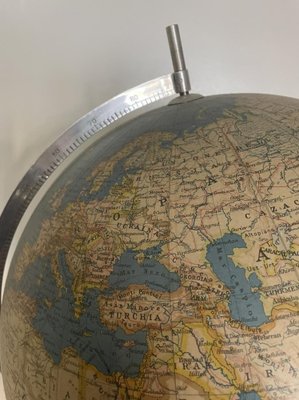 Italian Globe from The Ground-YVY-1071190