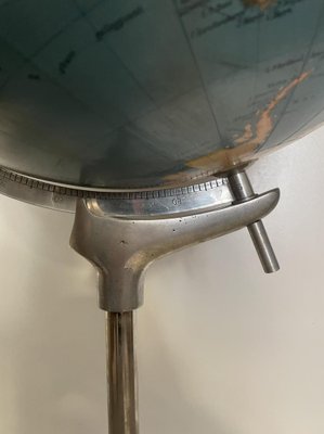 Italian Globe from The Ground-YVY-1071190