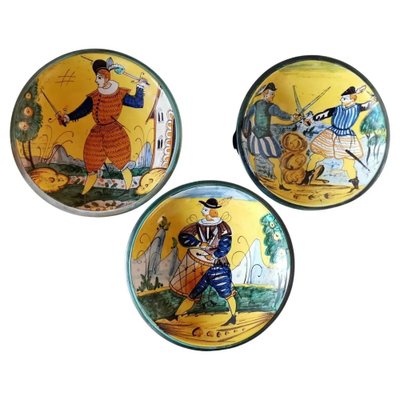 Italian Hand-Painted Ceramic Wall Plates from Deruta, Set of 3-QRS-1241011