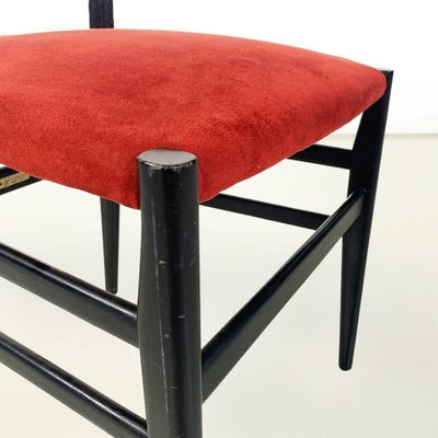 Italian Light Chair in Wood and Red Fabric by Gio Ponti for Cassina, 1951-GDD-1743381