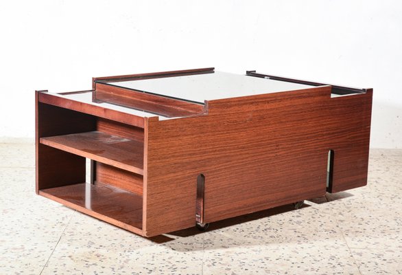 Italian Mahogany Veneer Coffee Table, 1970s-RAQ-743223