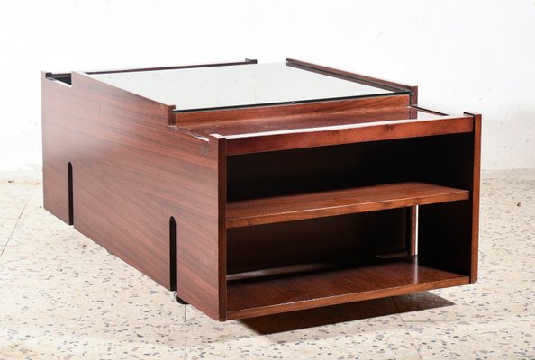 Italian Mahogany Veneer Coffee Table, 1970s-RAQ-743223