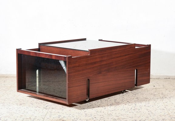 Italian Mahogany Veneer Coffee Table, 1970s-RAQ-743223