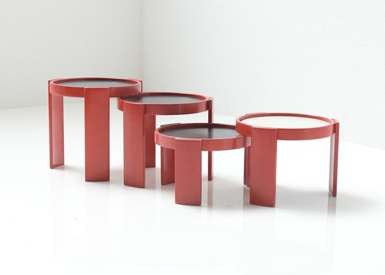 Italian Model 780 Nesting Tables in Red by Vico Magistretti for Cassina, Set of 4-ZXL-1401004