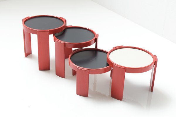 Italian Model 780 Nesting Tables in Red by Vico Magistretti for Cassina, Set of 4-ZXL-1401004