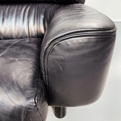 Italian Modern Black Leather & Wood 3-Seater Bull Sofa by Gianfranco Frattini for Cassina, 1980s-GDD-1260506