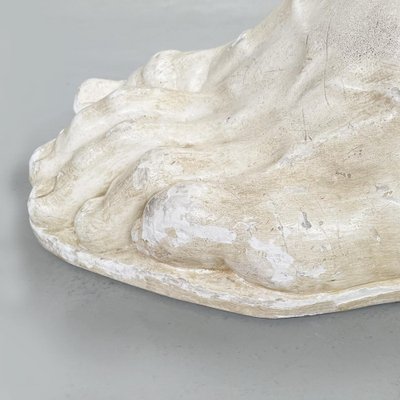 Italian Modern Foot Statue in Light Beige Plaster, 1990s-GDD-1363148