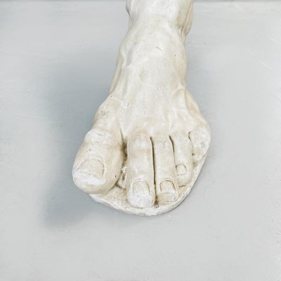 Italian Modern Foot Statue in Light Beige Plaster, 1990s-GDD-1363148