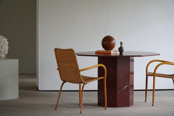 Italian Modern Sculptural Octagonal Shaped Dining Table in Marble, 1970s-MXF-1444472