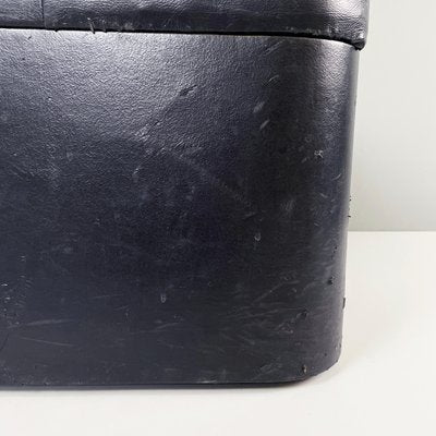 Italian Modern Squared Stool in Black Faux Leather with Wheels, 1980s-GDD-1784817