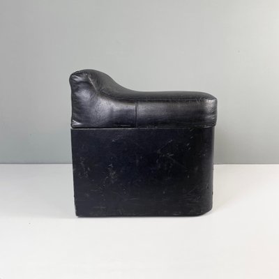 Italian Modern Squared Stool in Black Faux Leather with Wheels, 1980s-GDD-1784817