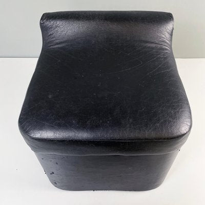 Italian Modern Squared Stool in Black Faux Leather with Wheels, 1980s-GDD-1784817