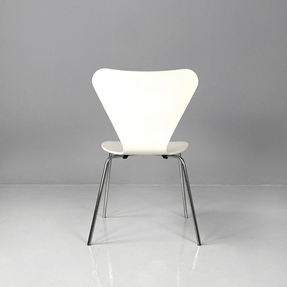 Italian Modern White Lacquered Curved Chairs, 1970s, Set of 6