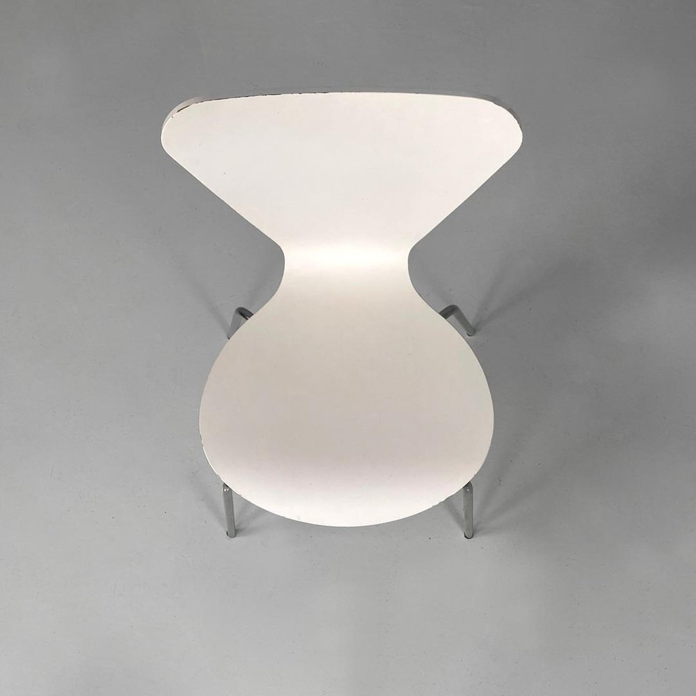 Italian Modern White Lacquered Curved Chairs, 1970s, Set of 6