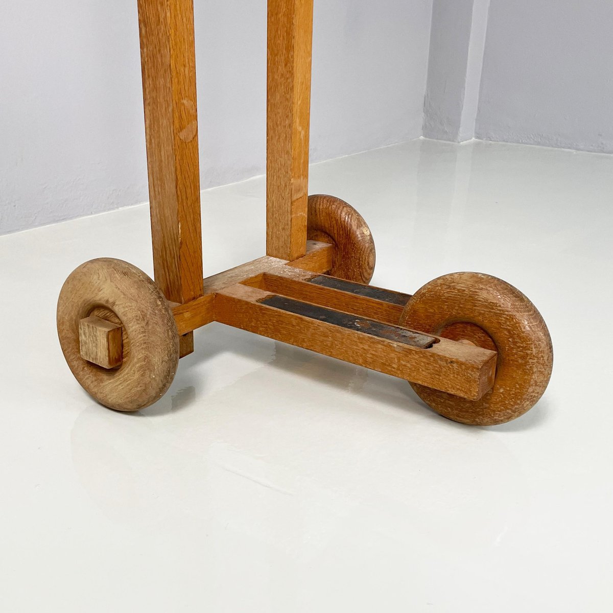 Italian Modern Wooden Valet Stand with Hat Holder by Berodesign Cacharel, 1980s