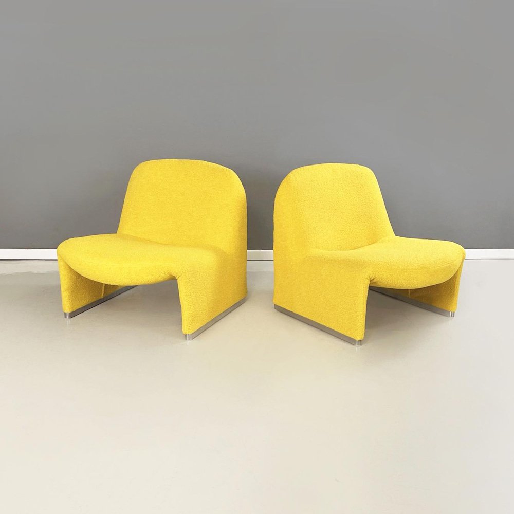 Italian Modern Yellow Fabric Alky Lounge Chairs attributed to Piretti for Anonima Castelli 1970, Set of 2