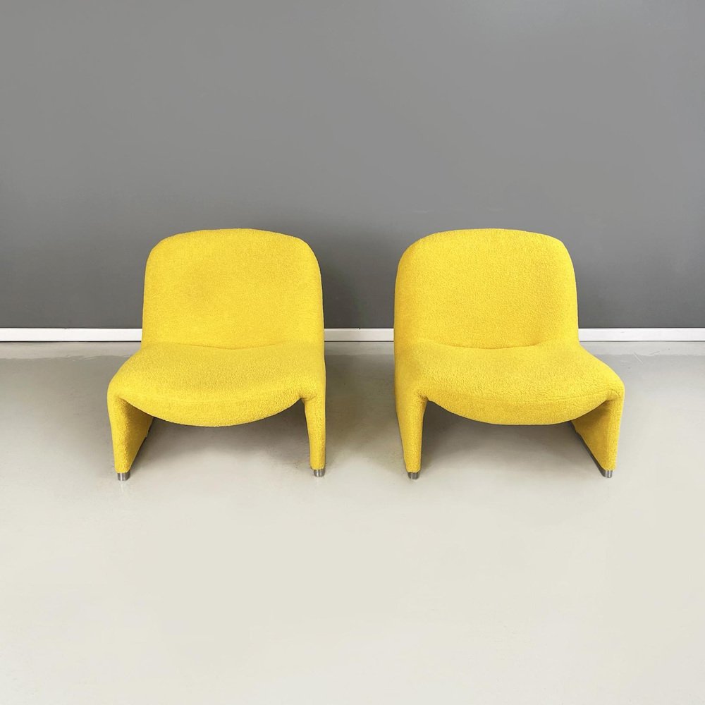 Italian Modern Yellow Fabric Alky Lounge Chairs attributed to Piretti for Anonima Castelli 1970, Set of 2