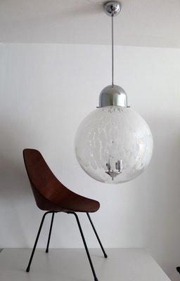 Italian Murano Glass Globe and Chrome Pendant Lamp, 1970s-VNE-965971