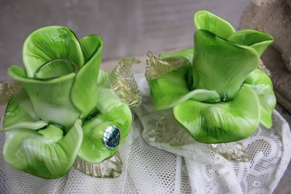 Italian Murano Green Glass and Gold Flake in Flower Shape Candleholders, 1960s, Set of 2