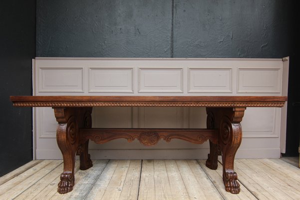 Italian Neo-Renaissance Desk in Walnut, 19th Century-TAT-980077