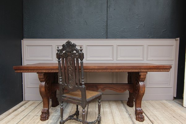 Italian Neo-Renaissance Desk in Walnut, 19th Century-TAT-980077