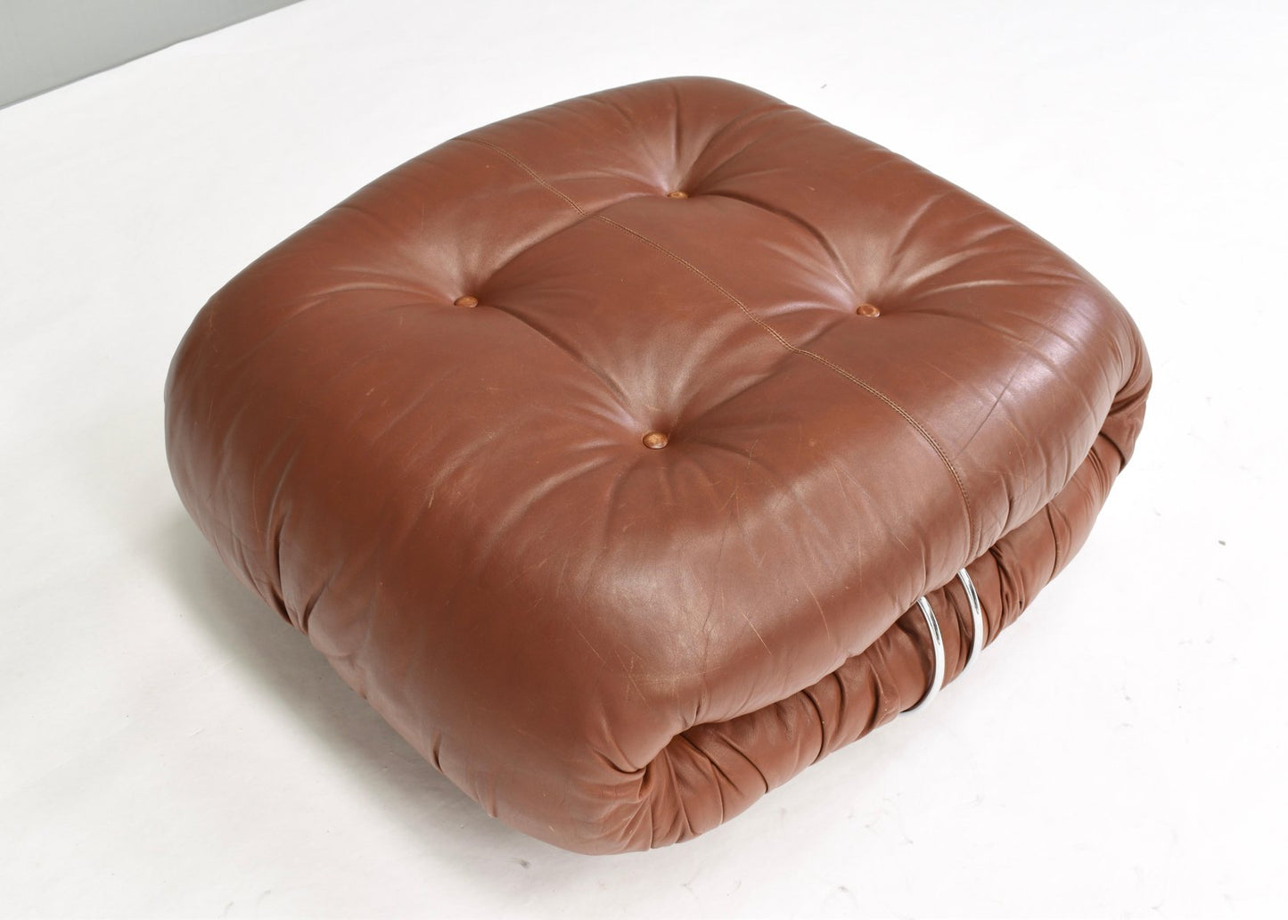 Italian Original Tan Leather Soriana Pouf by Tobia Scarpa for Cassina, 1970s