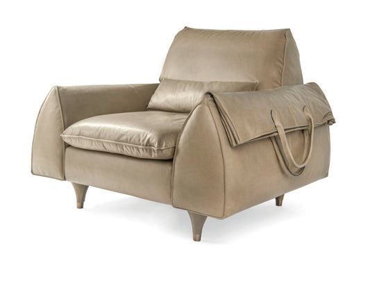 Italian Poltrona Eve Bag Pelle Lounge Chair from VGnewtrend