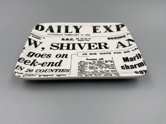 Italian Porcelain Daily Express Newsletter Motif Vide Poch by Piero Fornasetti for Fornasetti Milano, 1956