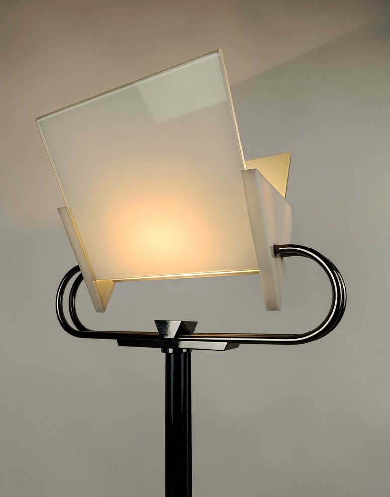 Italian Postmodern Floor Lamp Design attributed to Perry A. King & S. Miranda for Arteluce, 1980s