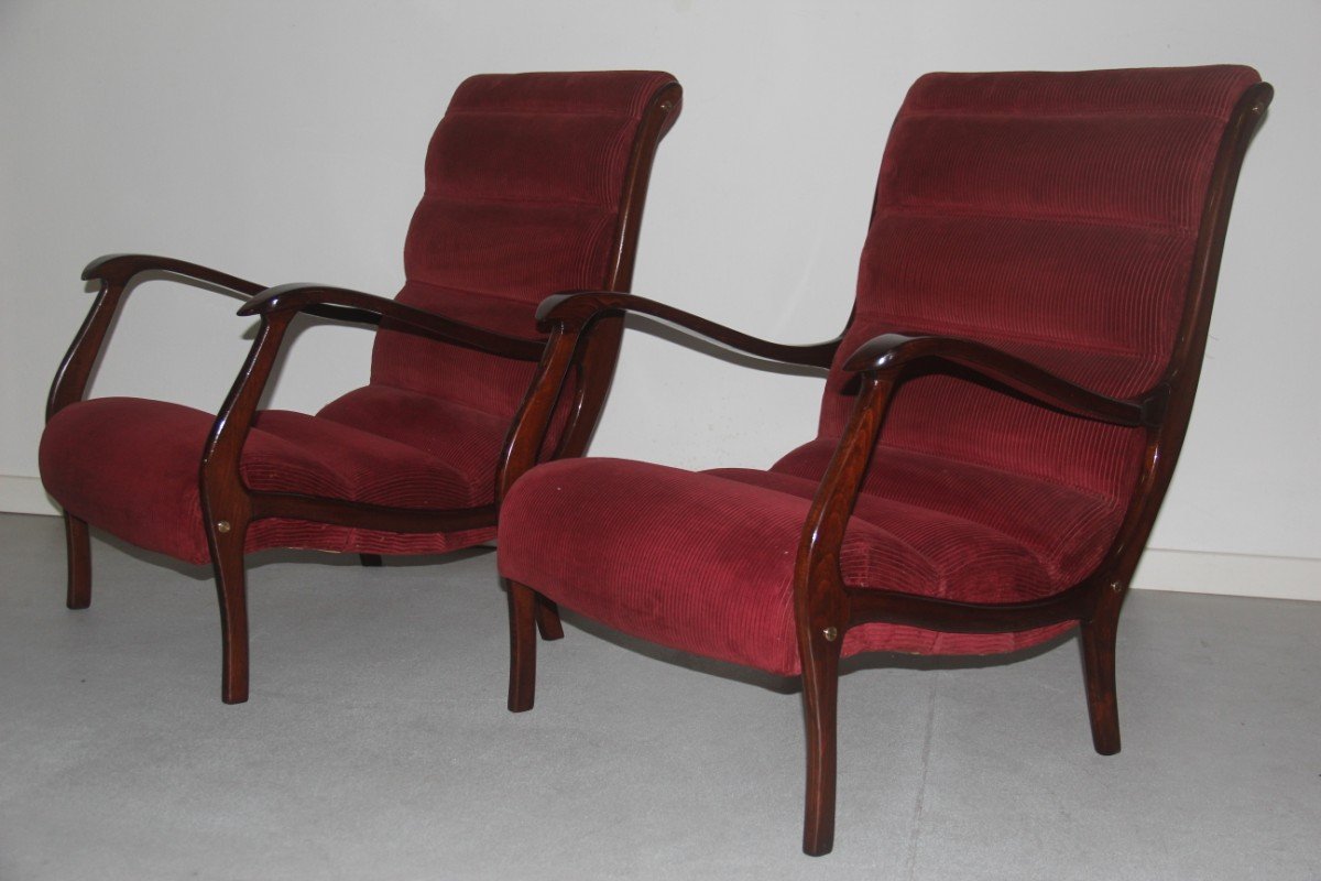 Italian Red Velvet and Walnut Lounge Chairs from Arredamenti Corallo, 1950s, Set of 2