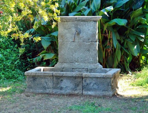 Italian Stone Fountain with Washbasin