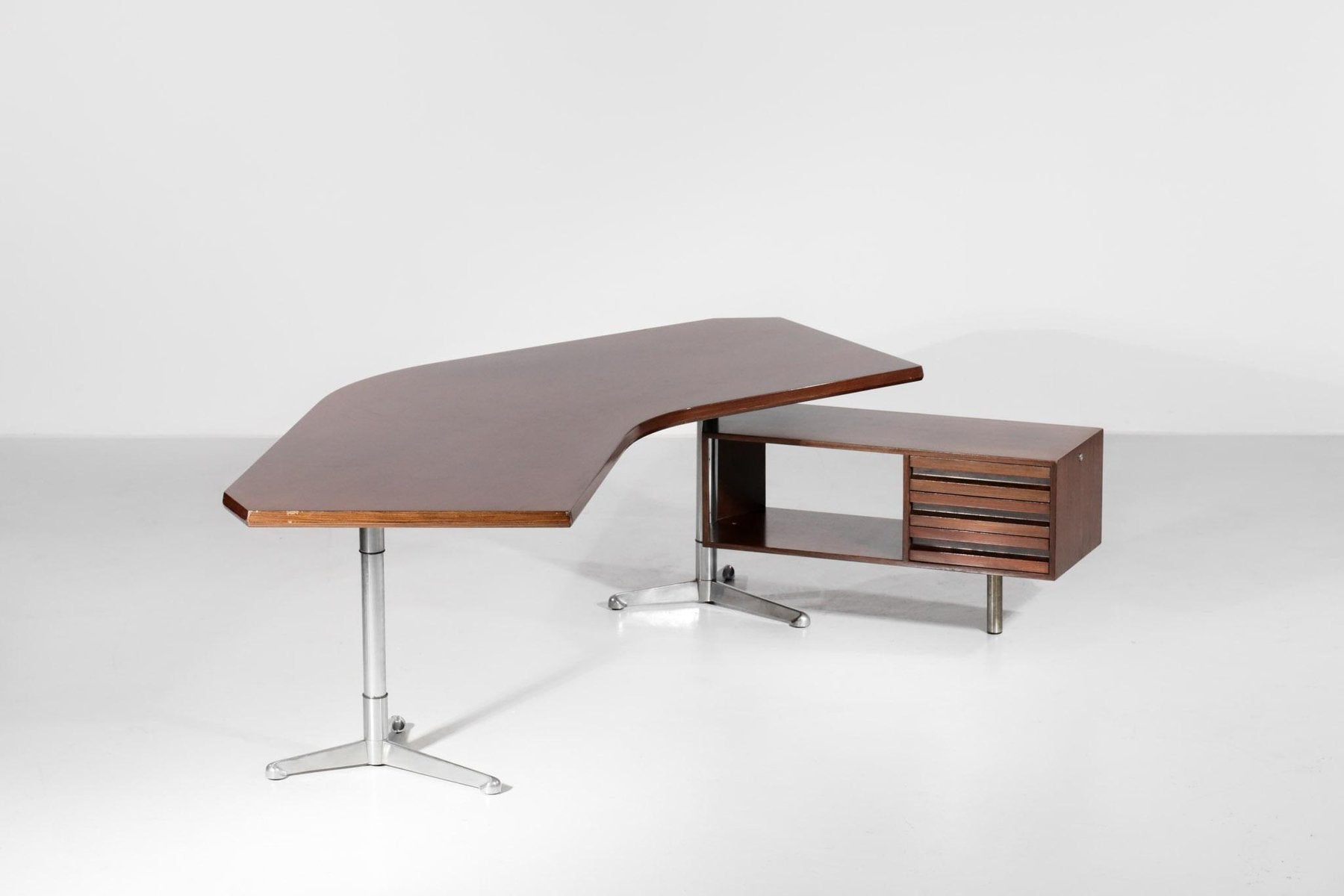 Italian T96 Boomerang Desk by Osvaldo Borsani for Tecno, 1950s