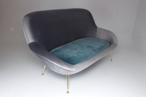 Italian Velvet Sofa from ISA Bergamo, 1950s-GXL-590590