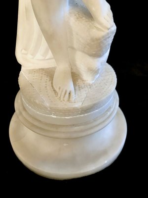 Italian Venus Alabaster Sculpture, 19th Century-WIM-835110