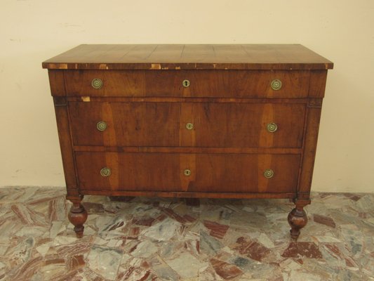 Italian Walnut Chest of Drawers-CDG-1422779