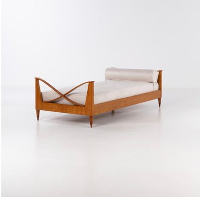 Italian Walnut Daybed by Paolo Buffa, 1940s-KKZ-1824954