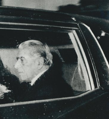 Jackie and Aristoteles Onassis in Car, Paris, 1973, Black & White Photograph-DYV-1304453