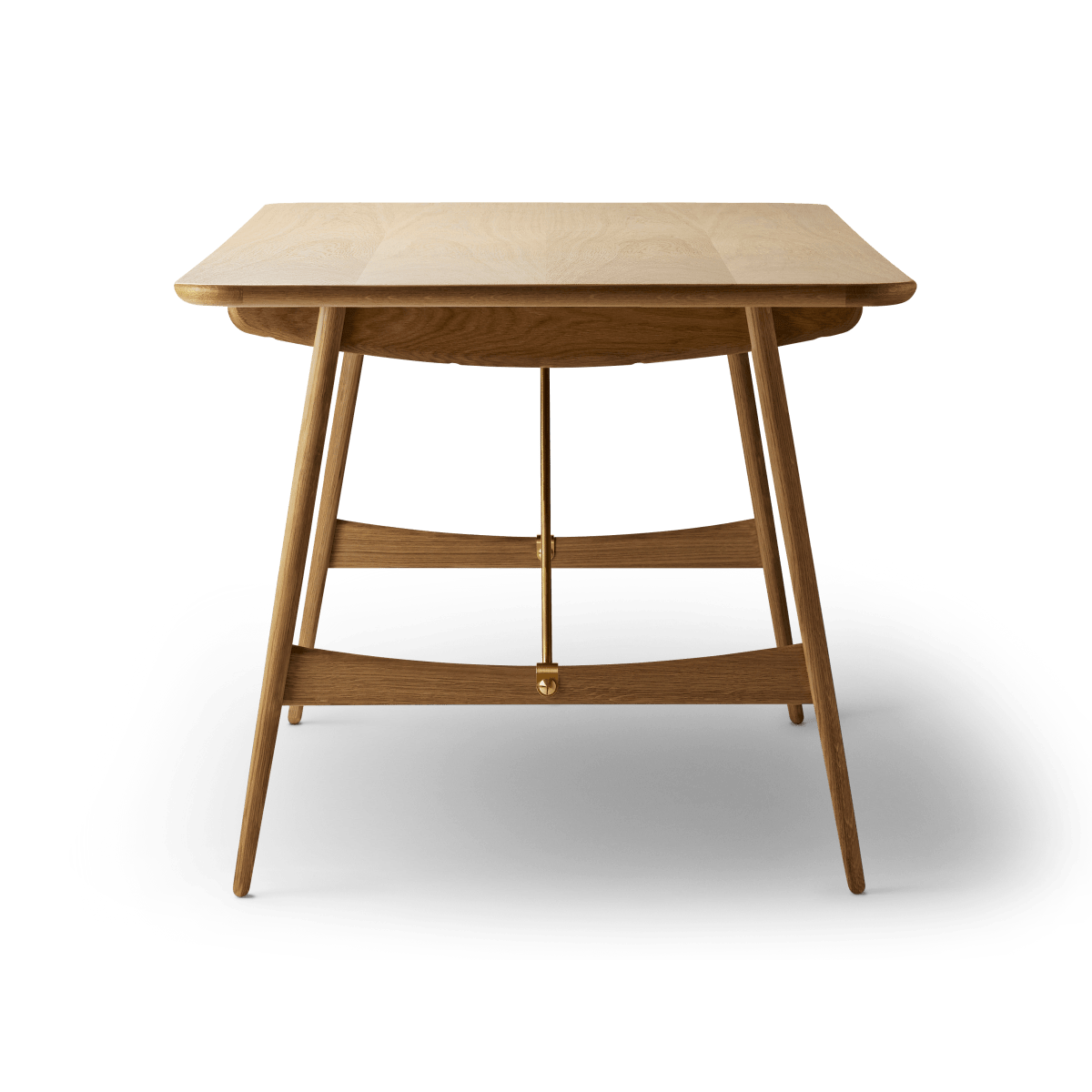 BM1160 | Hunting Table by Carl Hansen & Søn #Oak / Oiled / Brass