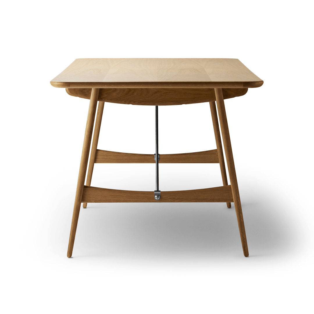 BM1160 | Hunting Table by Carl Hansen & Søn #Oak / Oiled / Stainless Steel