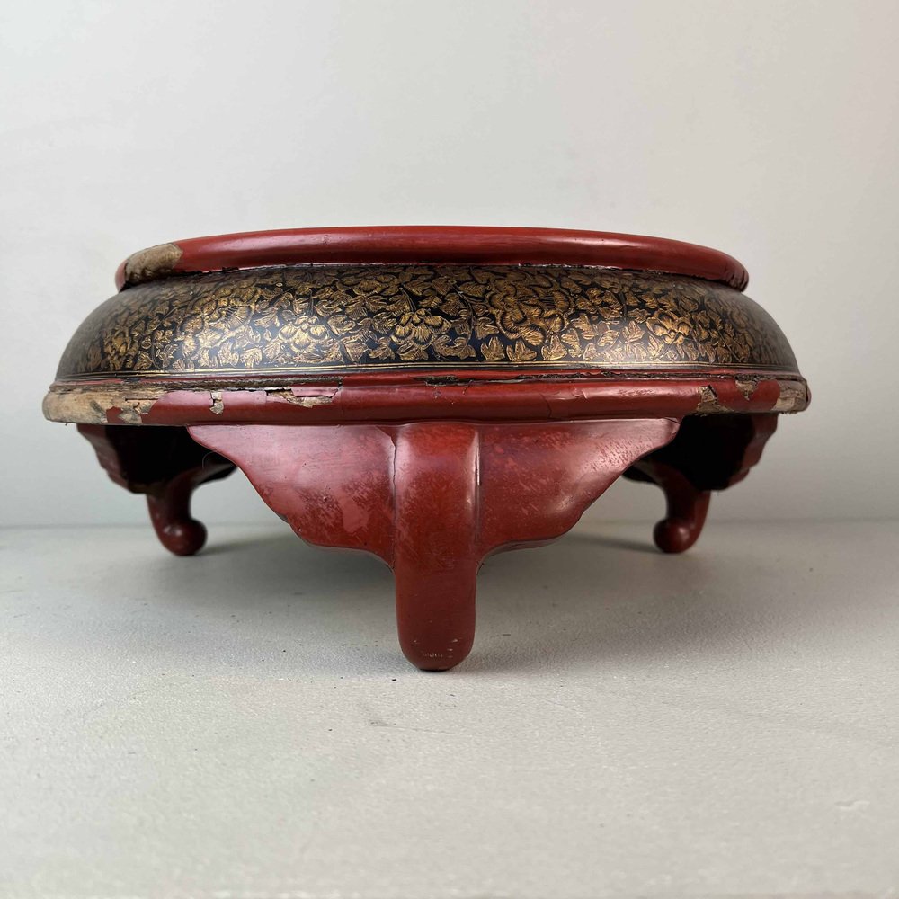 Japanese Edo Era Lacquered Display Stand, 18th Century