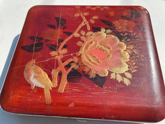 Japanese Hand-Painted and Lacquered Wooden Lidded Box, 1900s-UR-1320850