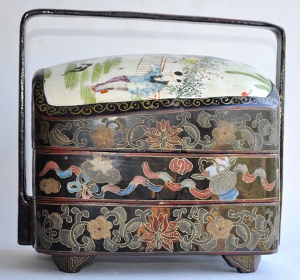 Japanese Picnic Box in Porcelain and Lacquer-KHH-1217978