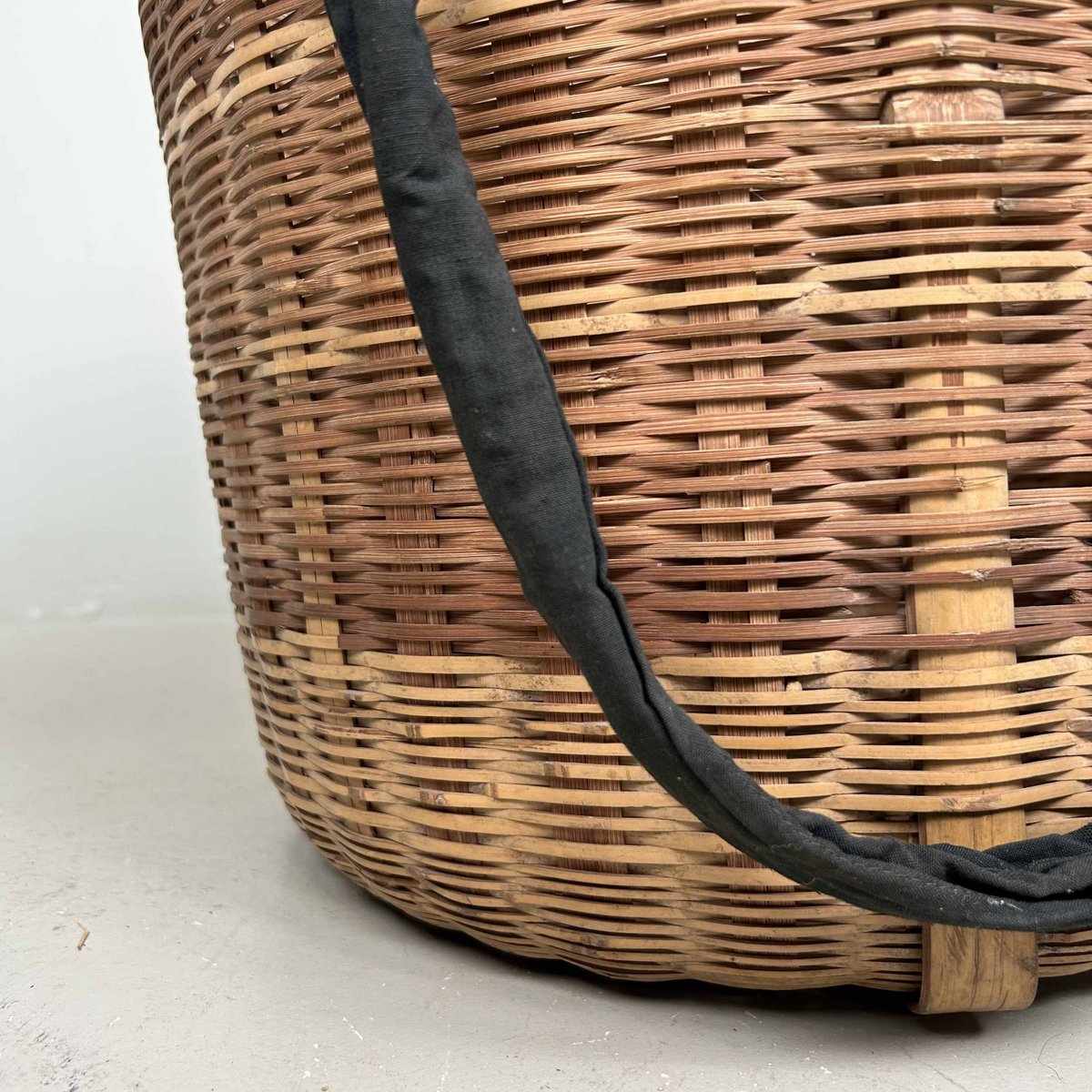 Japanese Traditional Okimono Kago Storage Basket in Bamboo, 1940s