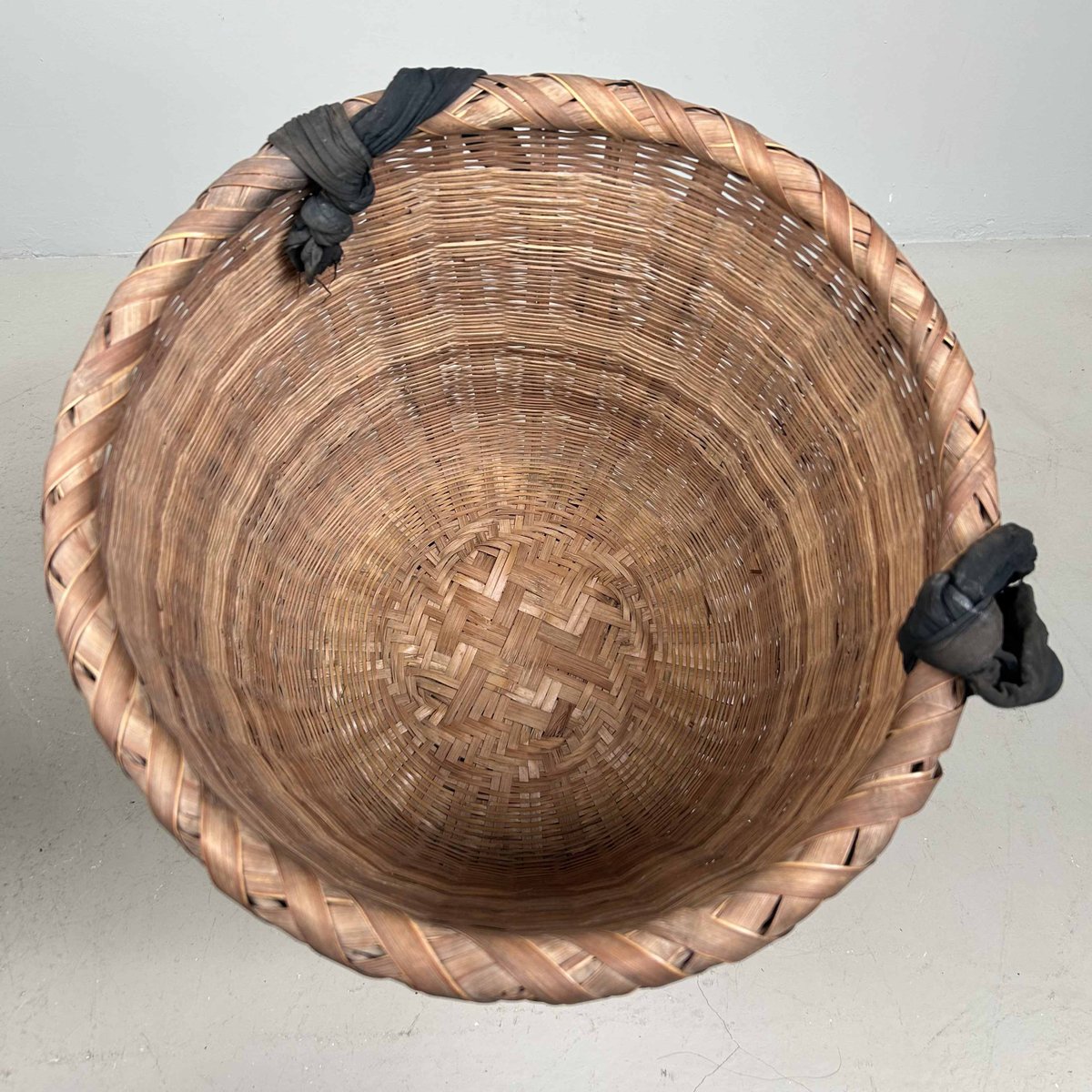 Japanese Traditional Okimono Kago Storage Basket in Bamboo, 1940s