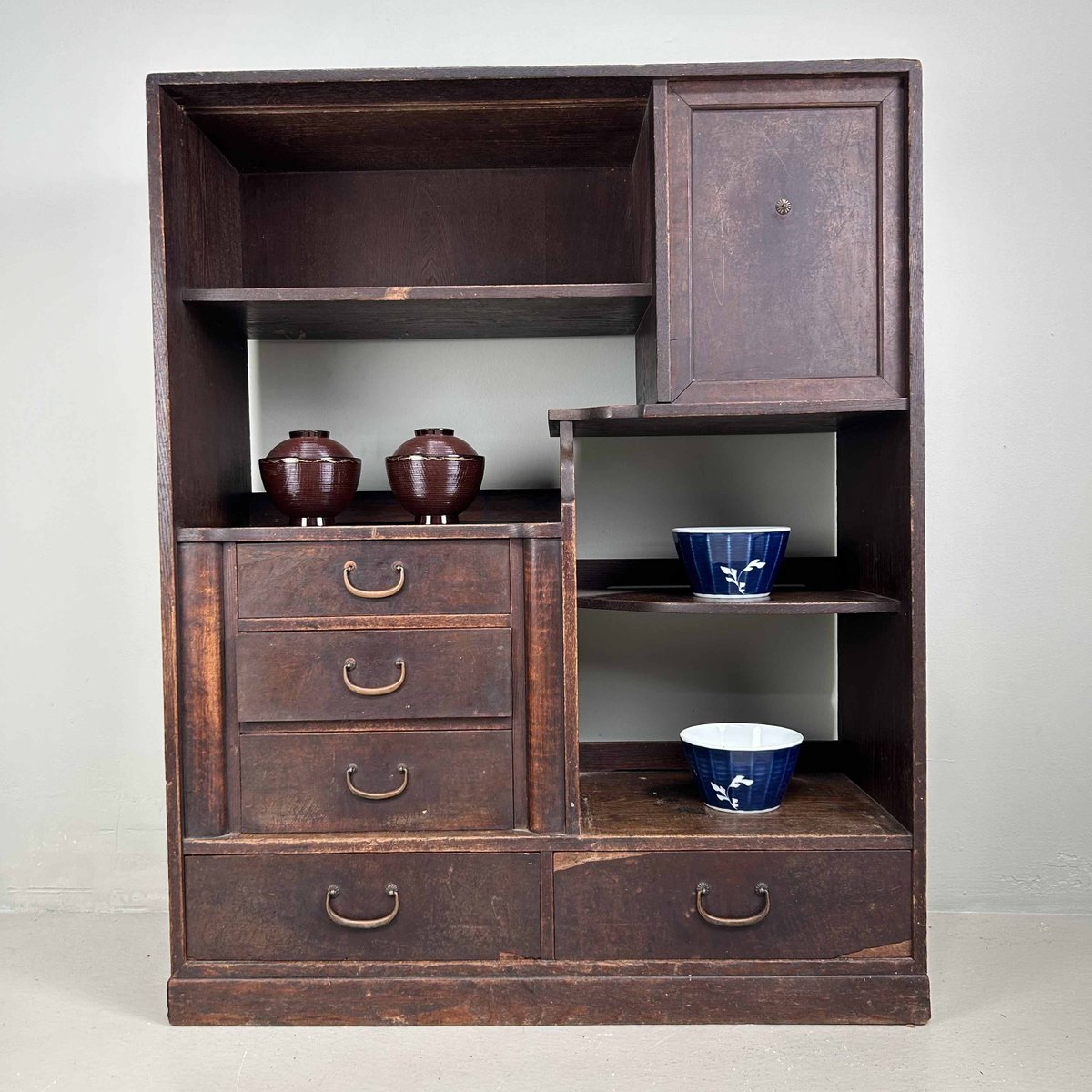 Japanese Traditional Tea Ceremony Tansu Display Cabinet, 1920s