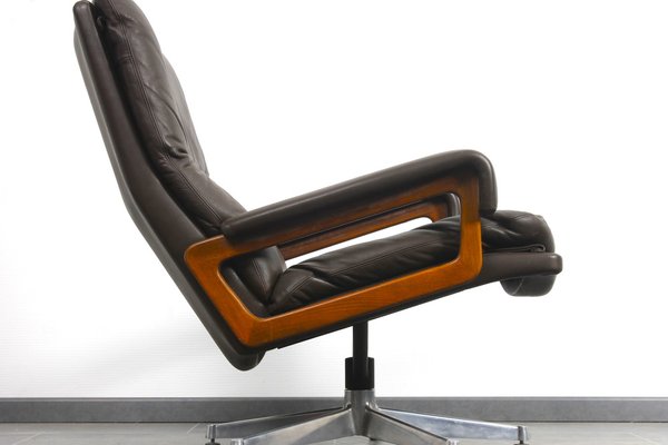 King Chair in Brown Leather by André Vandenbeuck for Strässle, 1960s-IV-1768305