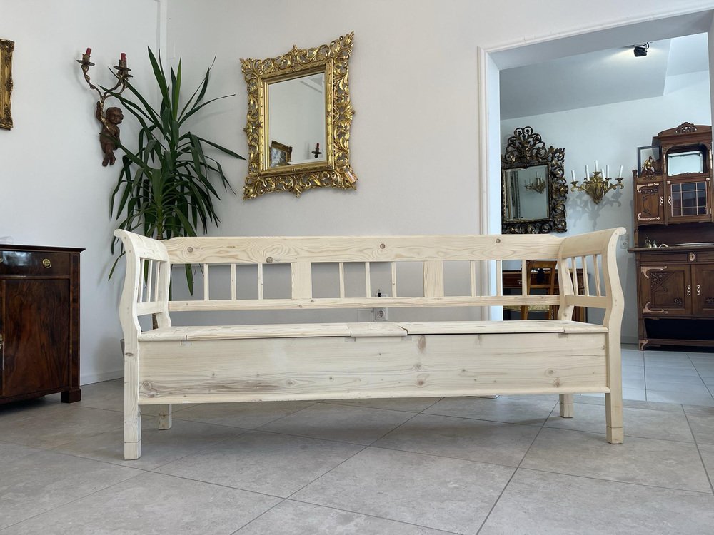 Kitchen Bench in Spruce Wood