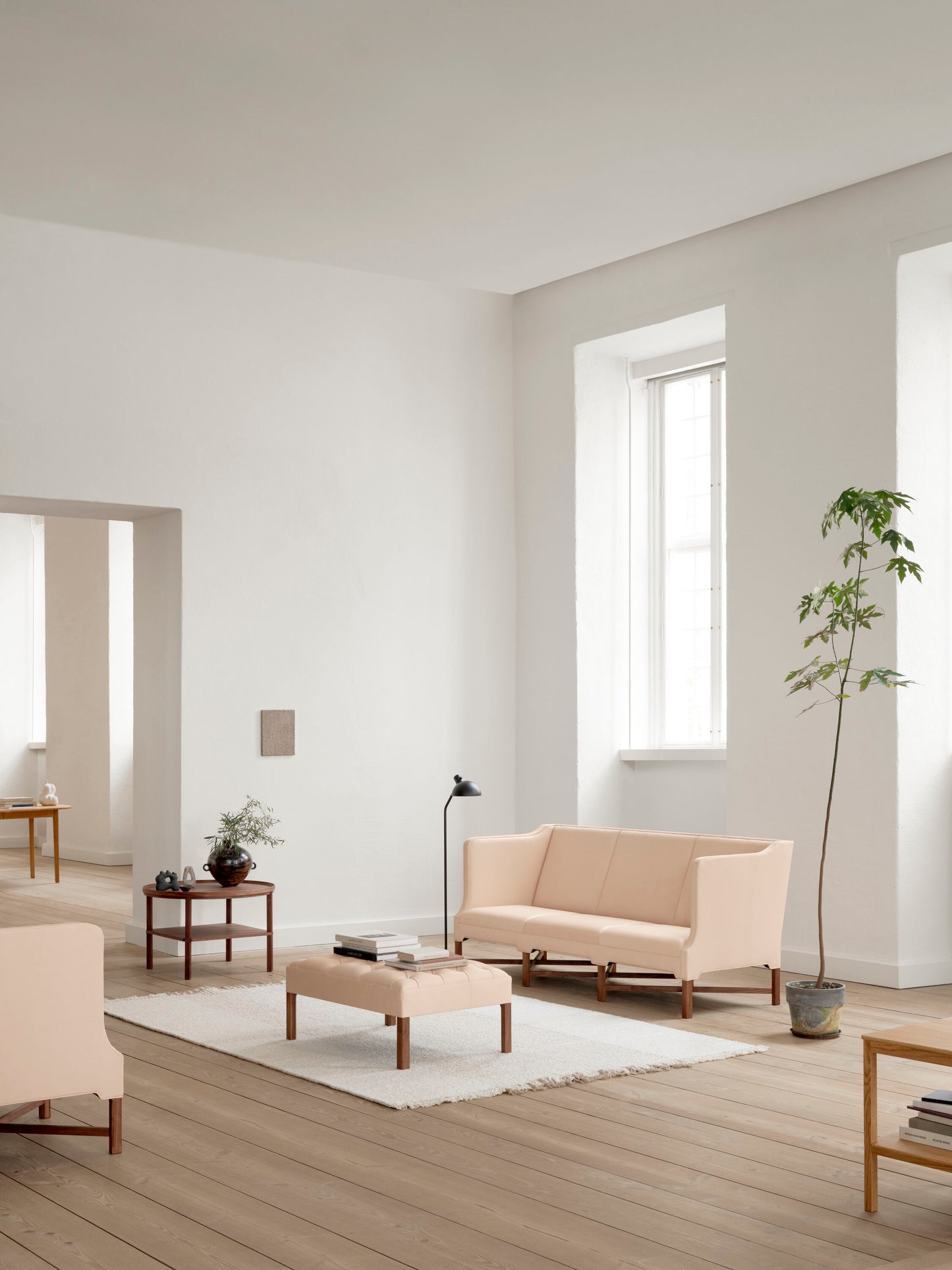 KK41181 SOFA WITH HIGH SIDES