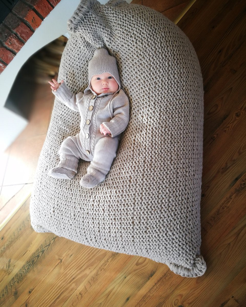 Knitted Woolen Bean Bag from SanFates